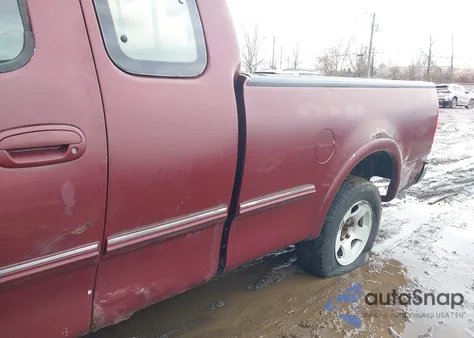 1997 Ford F-150 Lariat/Xl/Xlt z USA, uszkodzony, nr VIN 2FTEX17LXVCA08548